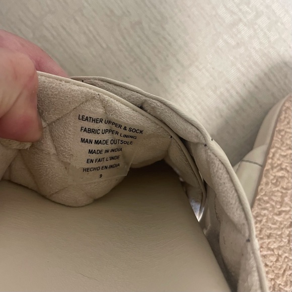 SEYSCHELLES WIDE AWAKE SLIP ON PUFFY LEATHER QUILTED SLIDES - Picture 5 of 8